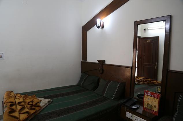 Hotel Delhi Empire Dx Paharganj Værelse billede
